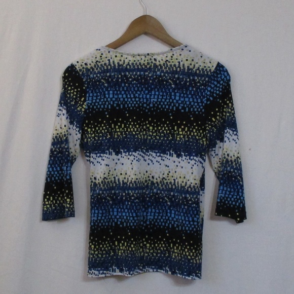 Abstract Checkered Top - Picture 2 of 2